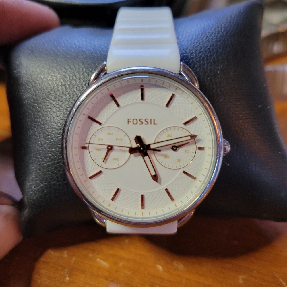 Fossil Tailor White ES4223